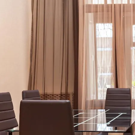 Apartment Apartments Odessa *